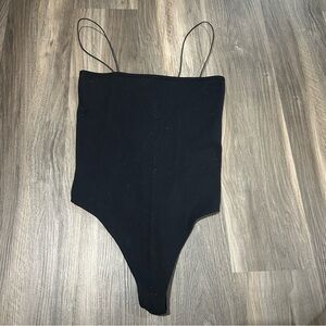 Black ribbed bungee strap black square neck bodysuit